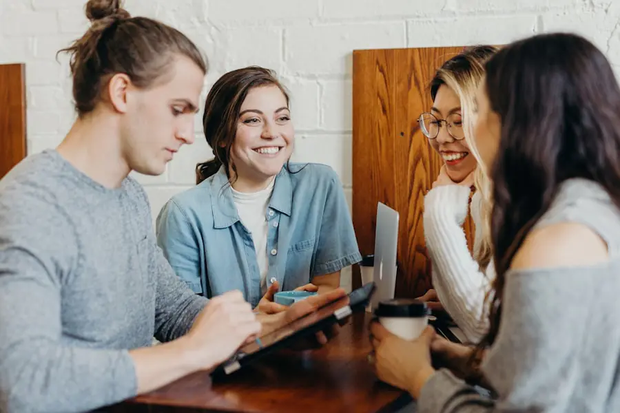 Person having a calm conversation with a family member, representing the discussion of döstädning intentions with people who might be affected by or involved in the process